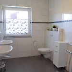 Haus Am Whg. 1 Eg Edo-wiemken-str. 48, 75qm 4 Personen דירה דנגסט